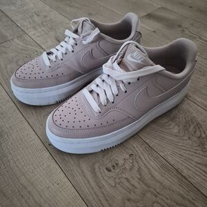 Nike Pink Sneakers